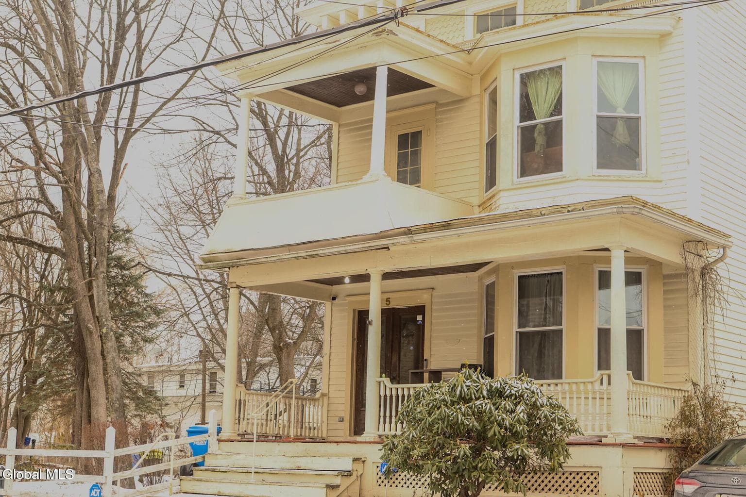 5 Moore Street — photo 1