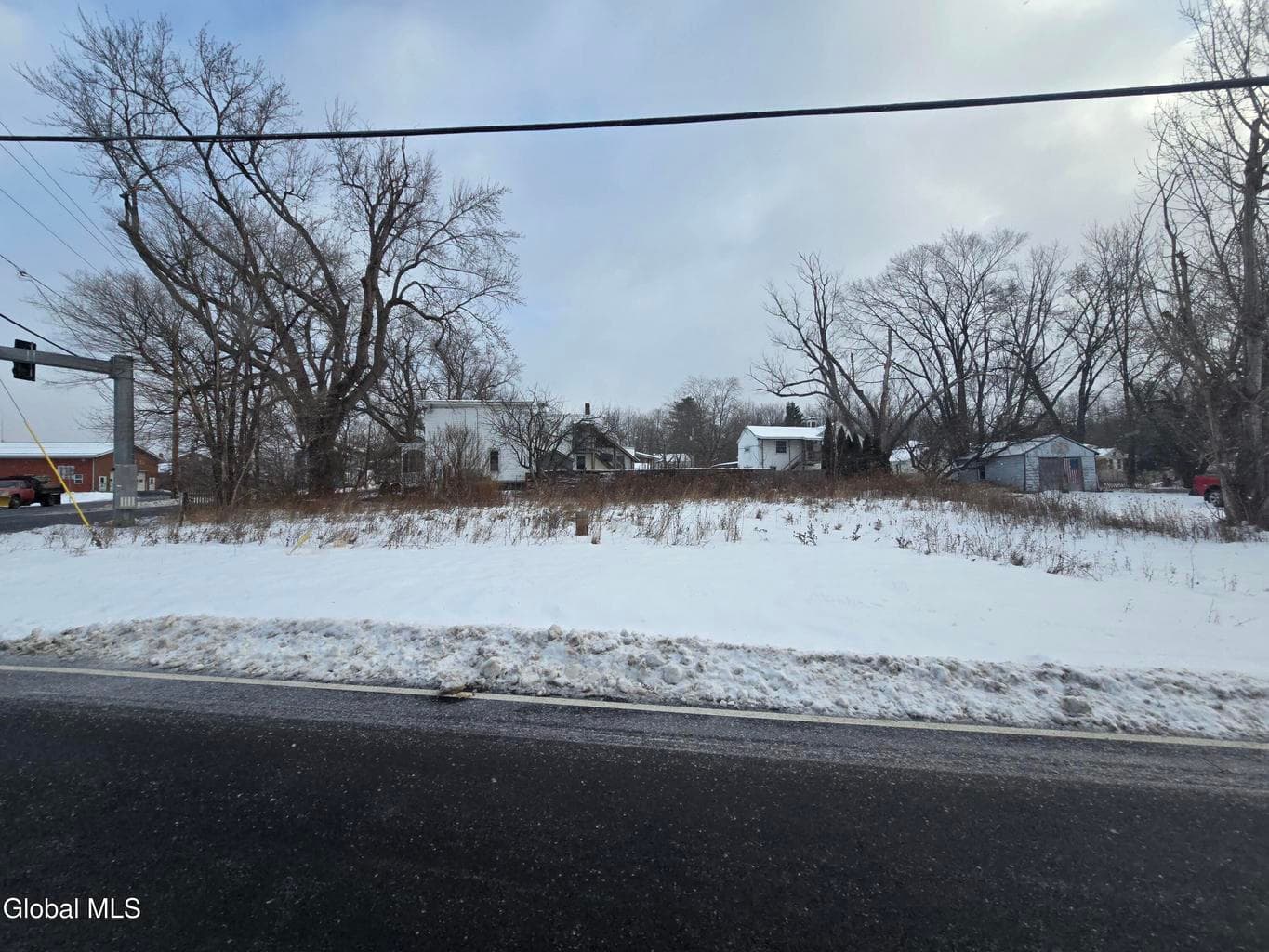 111 Darby Hill Road — photo 1